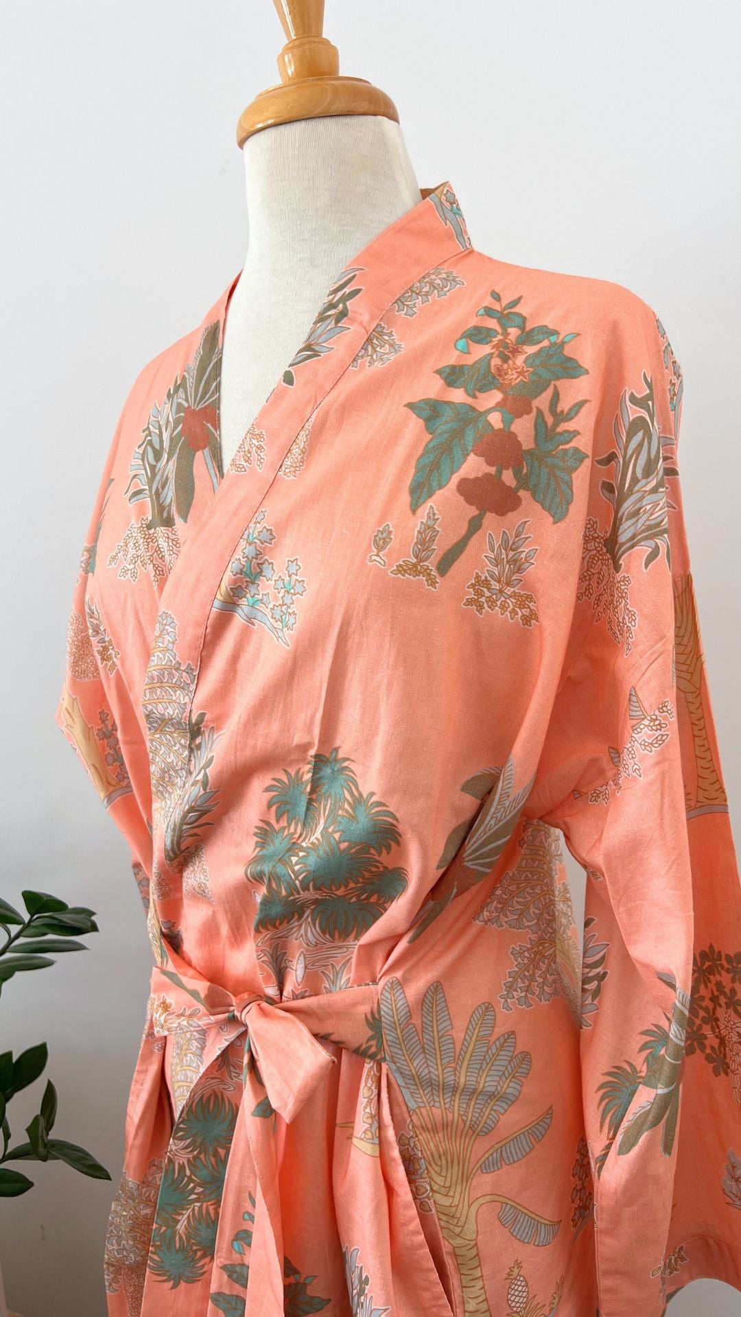 Bangalow Palm Dressing Gown - Coral Pink