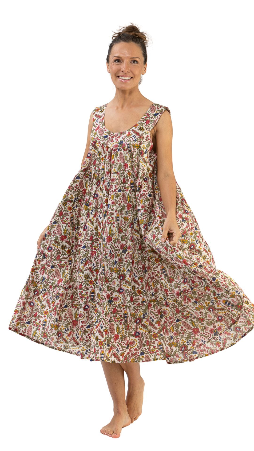 Cotton house dresses plus size floral on model