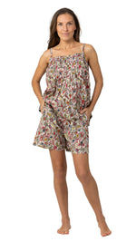 100% cotton pyjama set floral on model