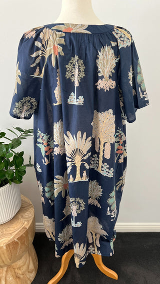 Bangalow Palm Short Sleeve Nightie - Navy Blue