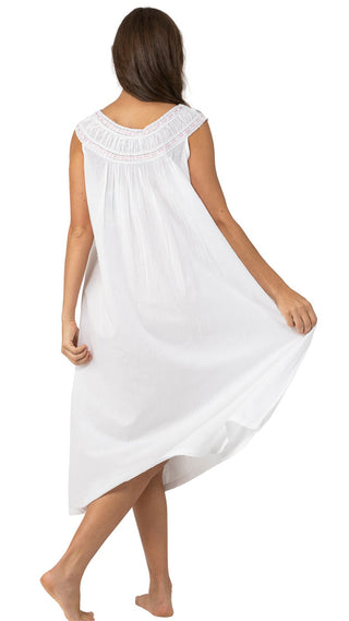 Traditional white cotton nighties near me 